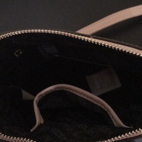 Steve Madden Dome Crossbody Bag - Picture 4 of 4